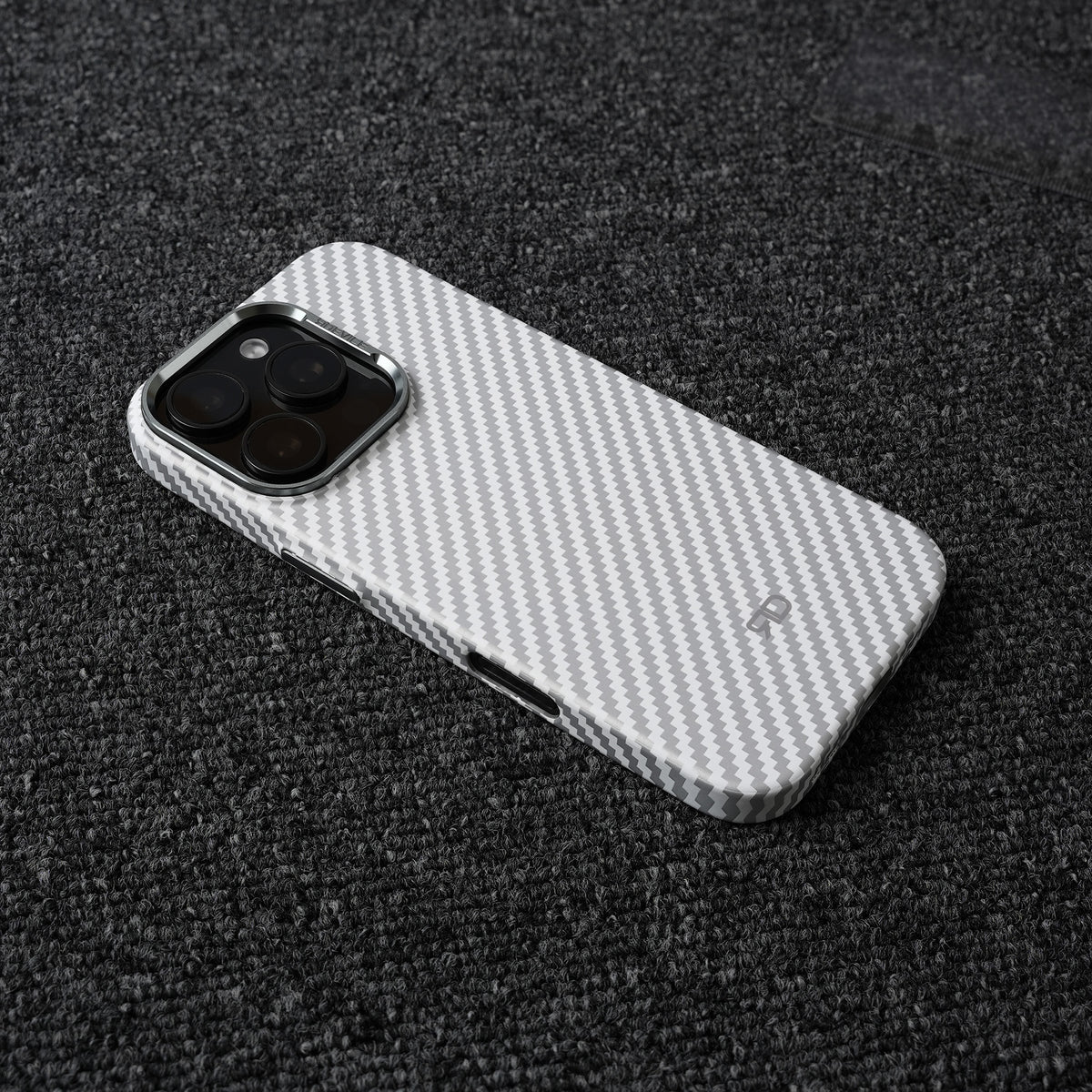 RD Carbon Fiber Case V4 (WHITE)